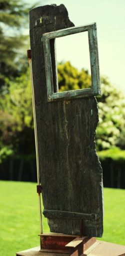 FINESTRA DE L'ESPAI EN BLANC